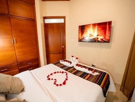 Tourist House Suites 2 Otavalo Eksteriør billede